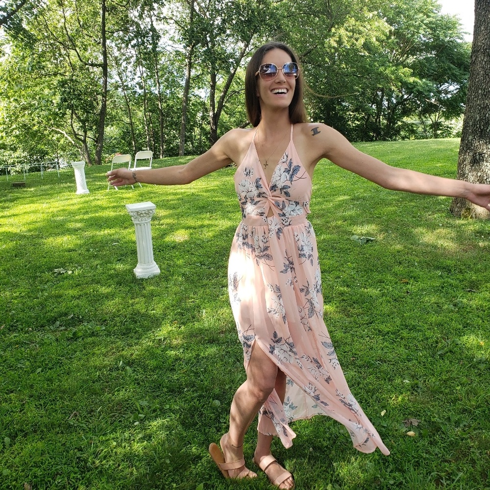 Dress - Picture 2 of 3